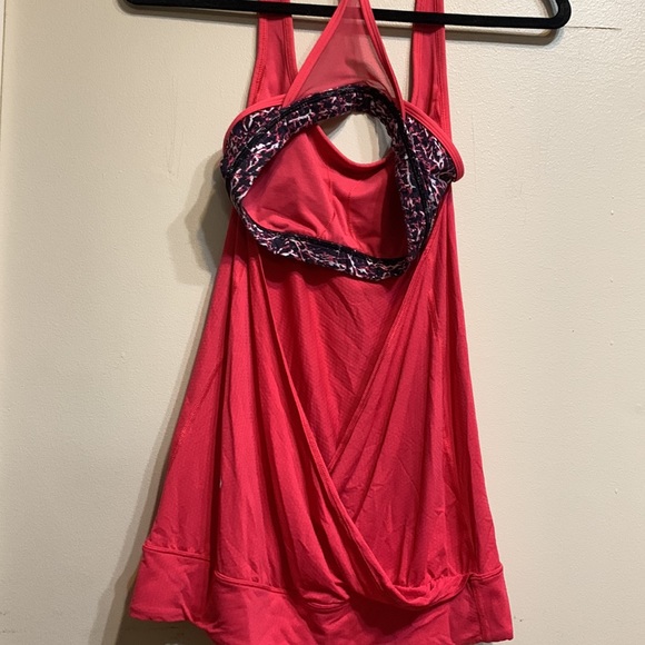Lululemon open back tank top - Picture 2 of 3